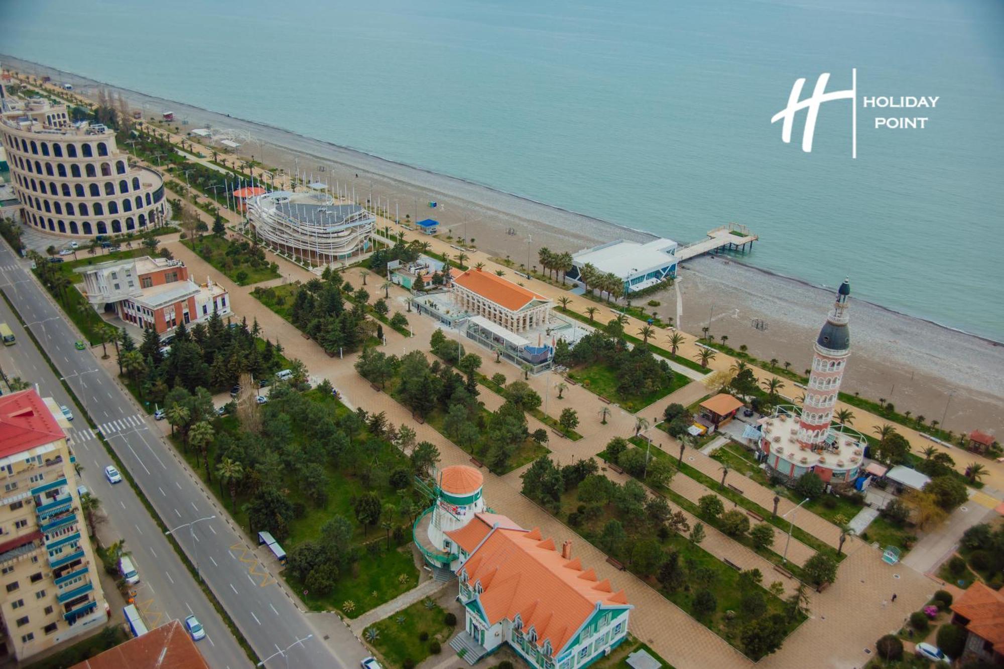 Holiday Point Orbi City Батуми Экстерьер фото