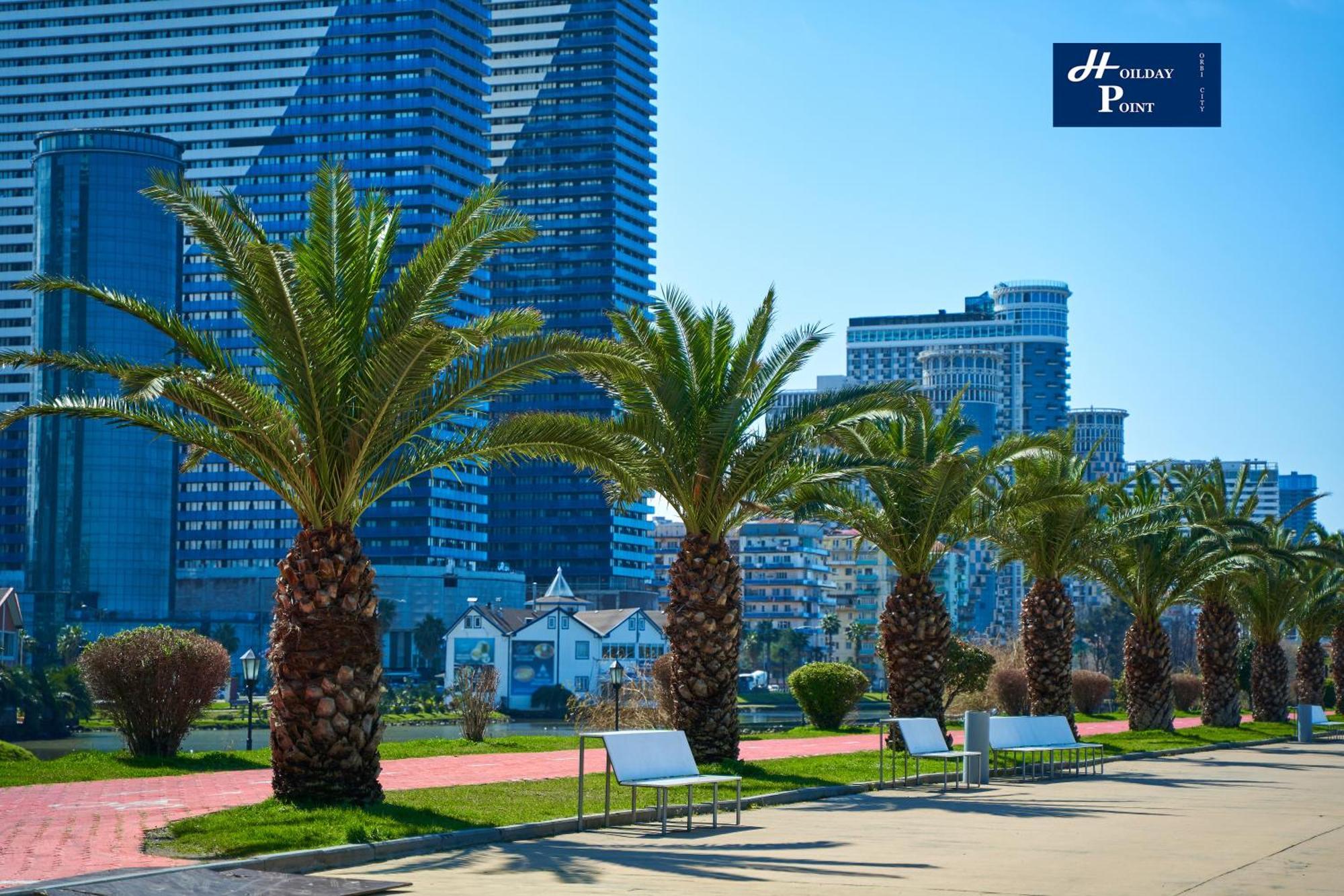 Holiday Point Orbi City Батуми Экстерьер фото